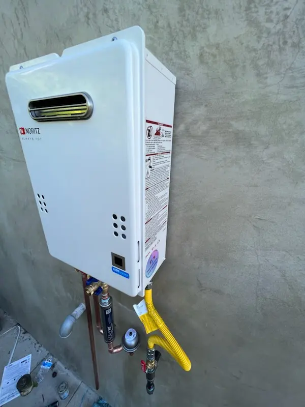 Tankless water heater installation for Hunt Meadows homes